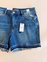 Curvy Tummy Control Vintage Wash Release Hem Shorts Md.