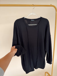 Curvy Ribbed Top in Black