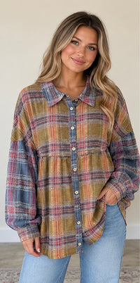 Collared Button Down Babydoll Top in Navy/Butterscotch