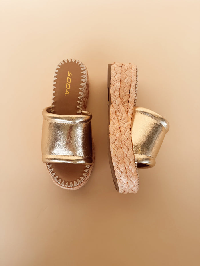 Monte Gold Sandal