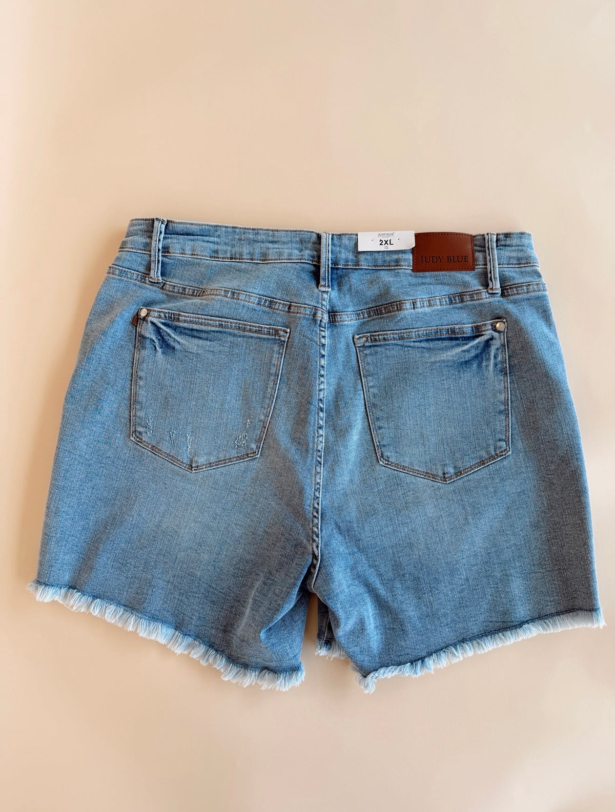 Curvy Tummy Control Light Destroy& Fray Hem Shorts LT