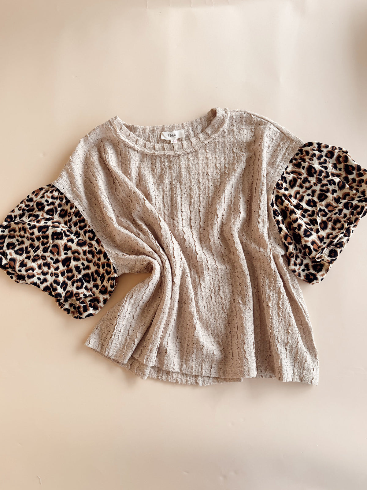 Textured Leopard Bubble Sleeve Beige Multi