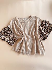 Textured Leopard Bubble Sleeve Beige Multi