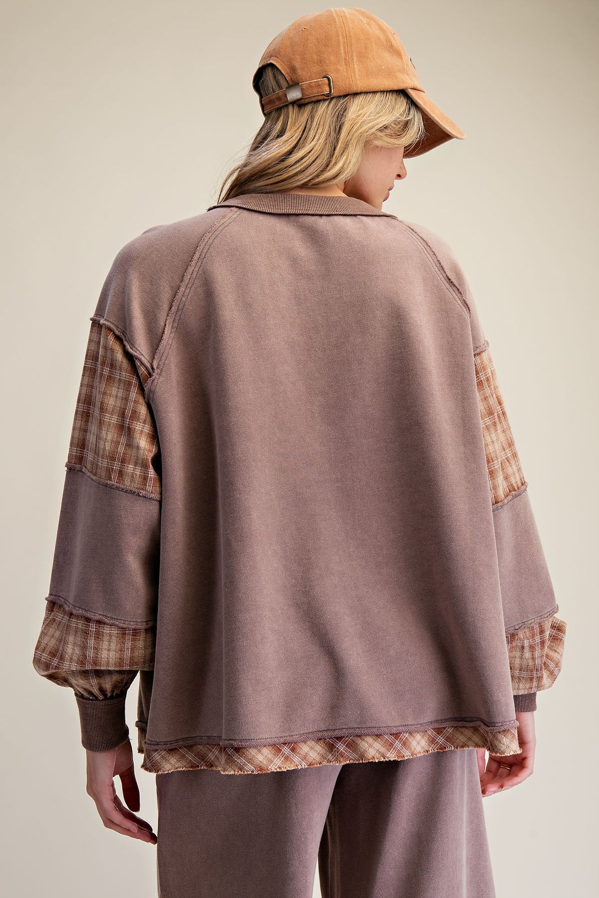 LS Star Patch Mineral Wash Top in Coffee