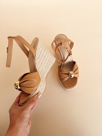 Farmer Blonde Wedge