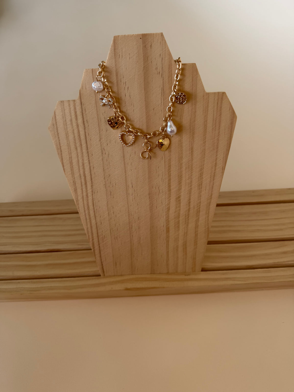 Bow Heart Pearl Disc Bracelet