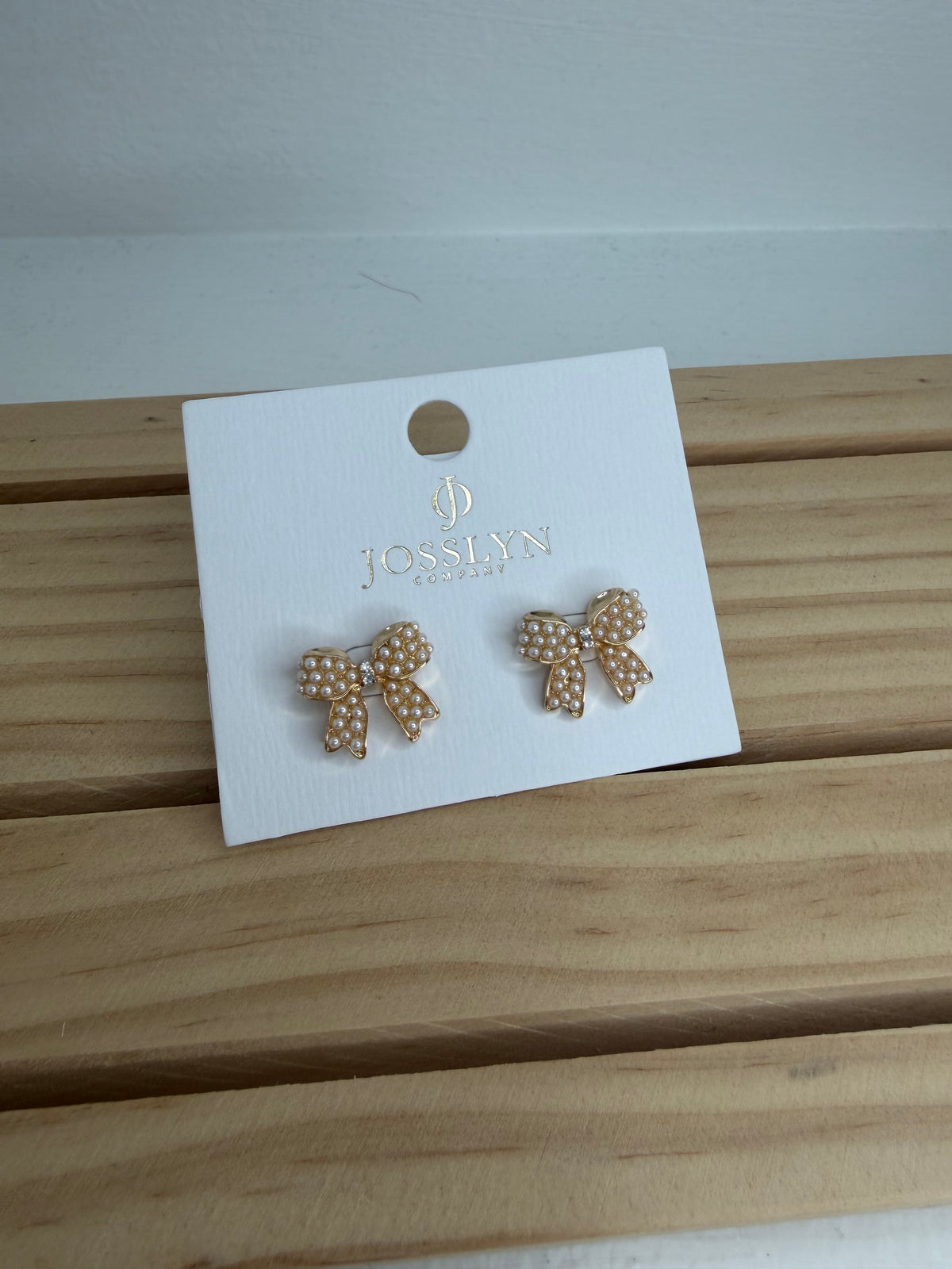 Mini Pearl Bow Ribbon Gold Earrings