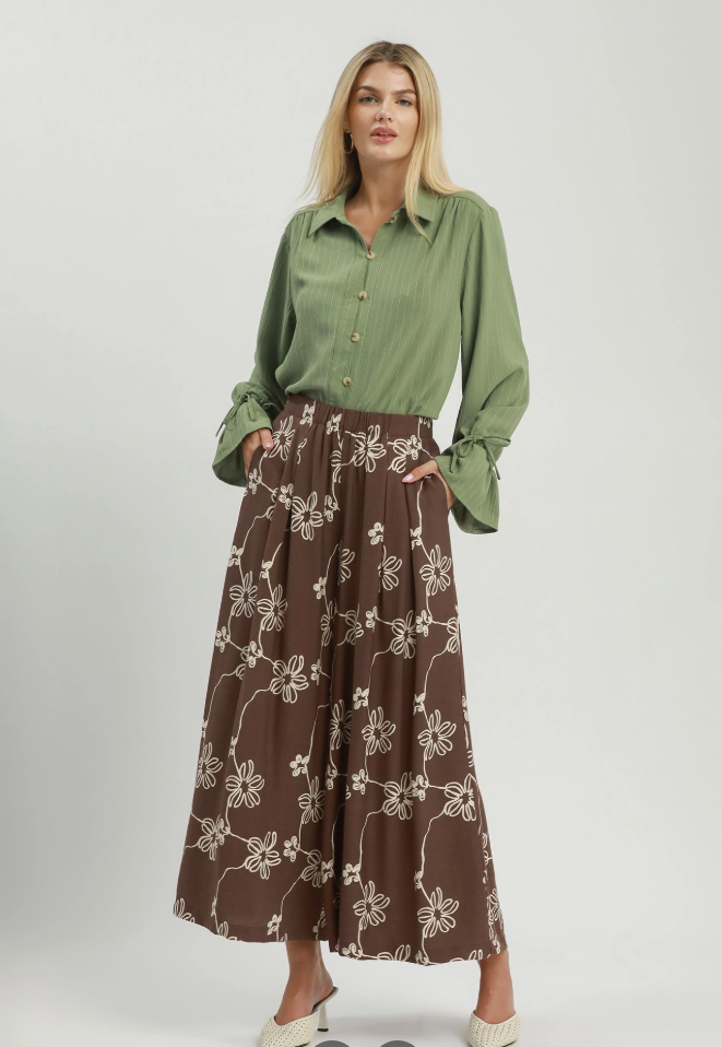 Floral Print Wide Leg Pant in Brown