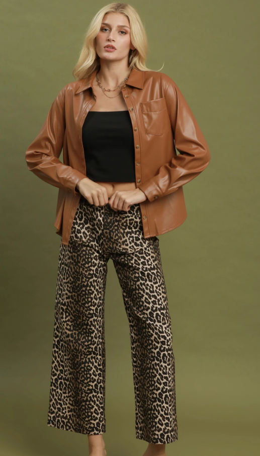 Leopard Print Wide Leg Cropped Pants in Brown