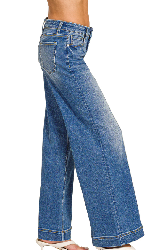 Wide Leg Pintuck Jeans in Medium