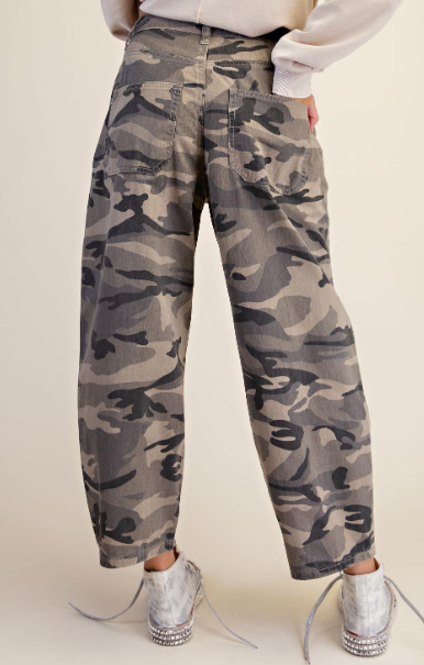 Camo Print Barrel Pants