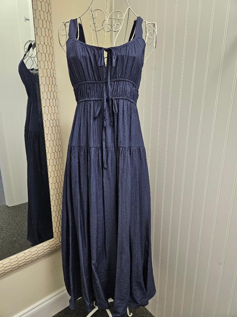 Front Tie Keyhole Dress in Navy