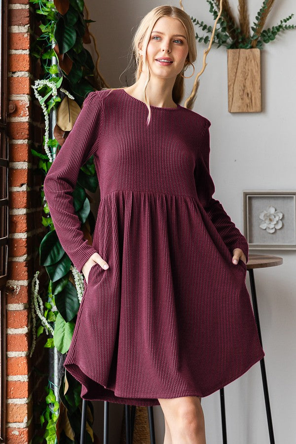 Ribbed Dress with Pockets in Burgundy