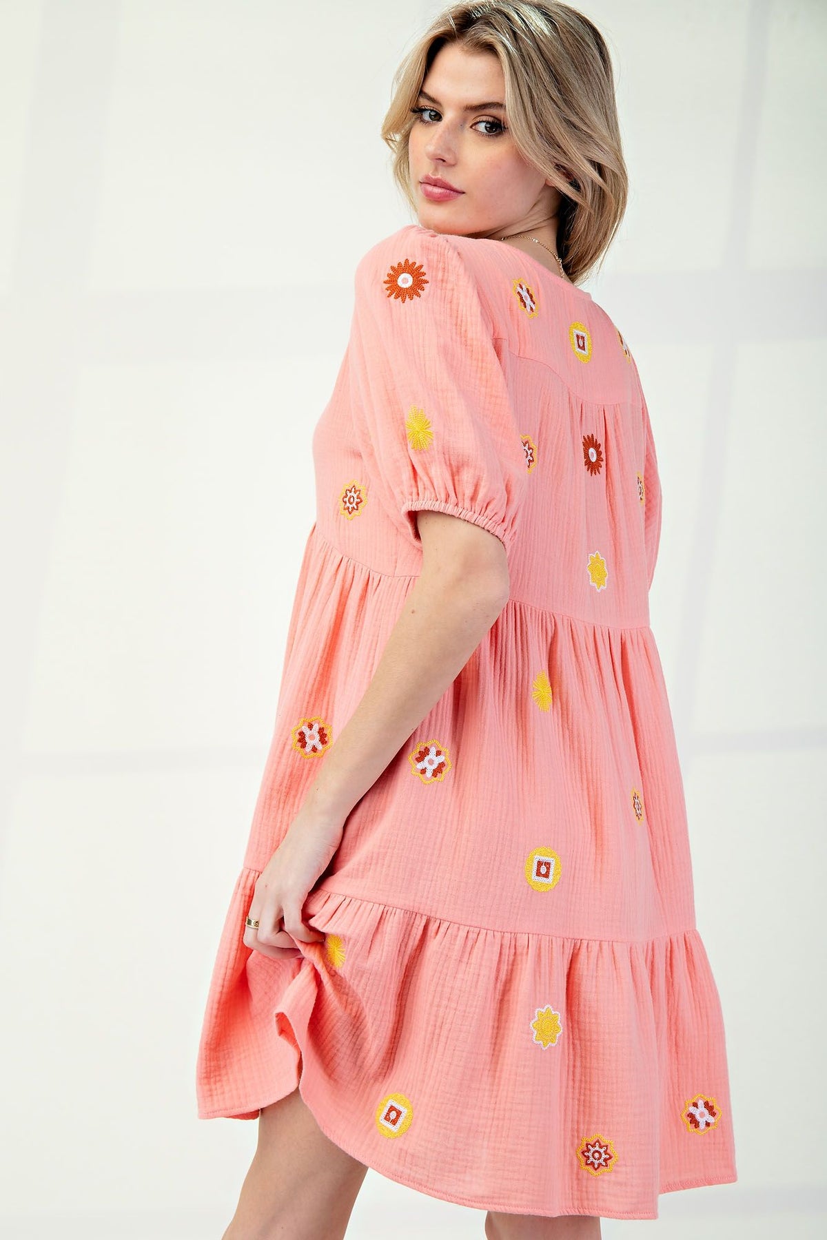 SS Embroidery Dress in Candlelight Peach