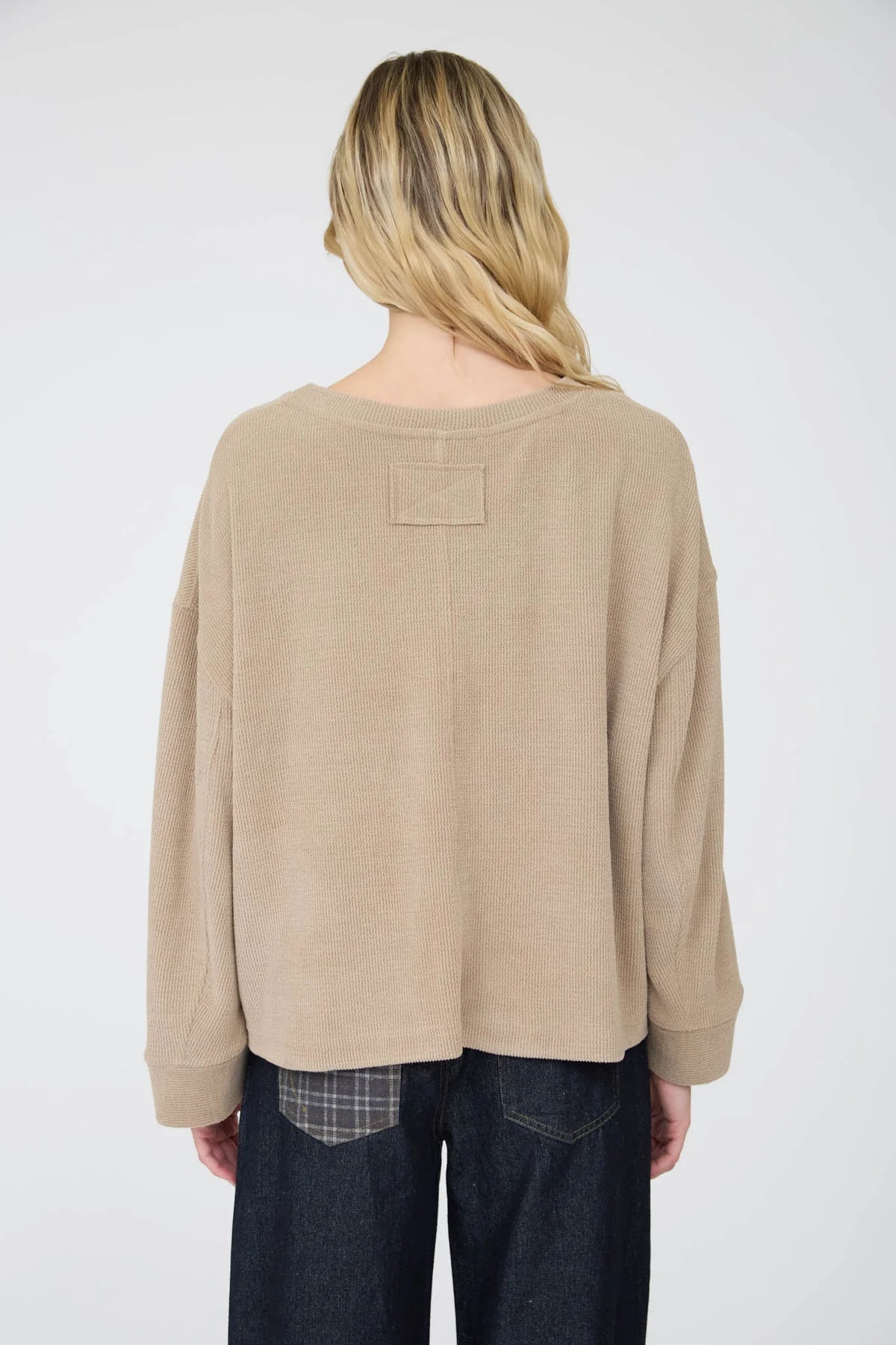 Oversized LS Textured Knit Top in Taupe